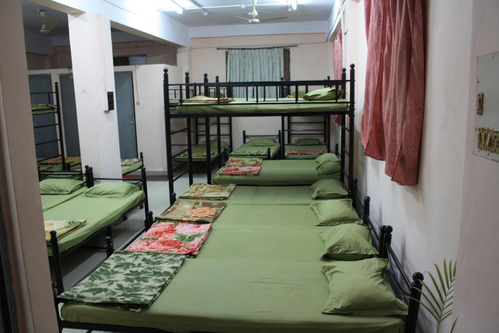 Minerva Residency Hotel Bangalore Room photo